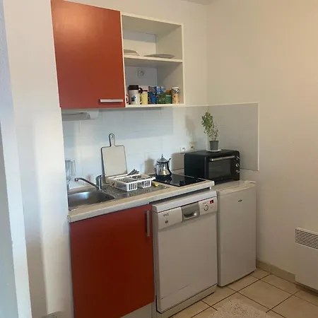 Apparemment Lumineux Proche De La Mer Apartment